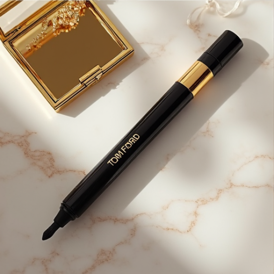Luxe Eye Defining Pen