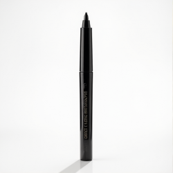 Ligne Blackstar Luxe Liquid Eyeliner